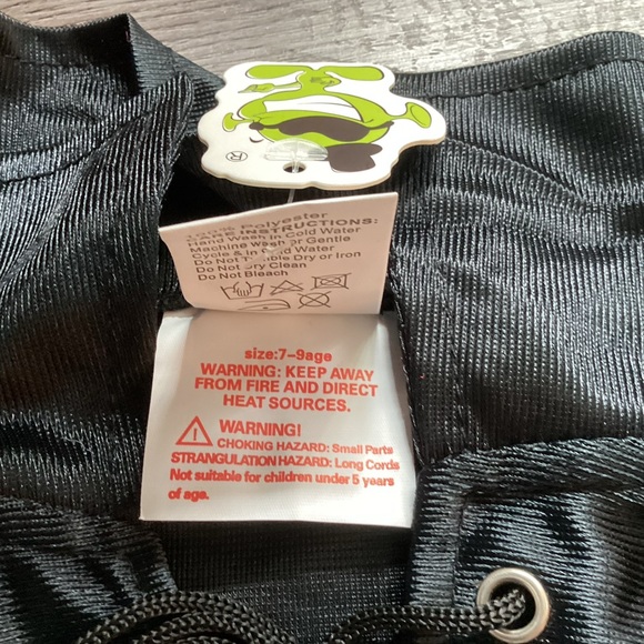 Boys Pirate Costume - Picture 4 of 6